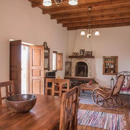 Prázdninový dům Aegean's Balcony - Haihoutes Stone House. *