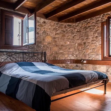 Aegean's Balcony - Haihoutes Stone House.